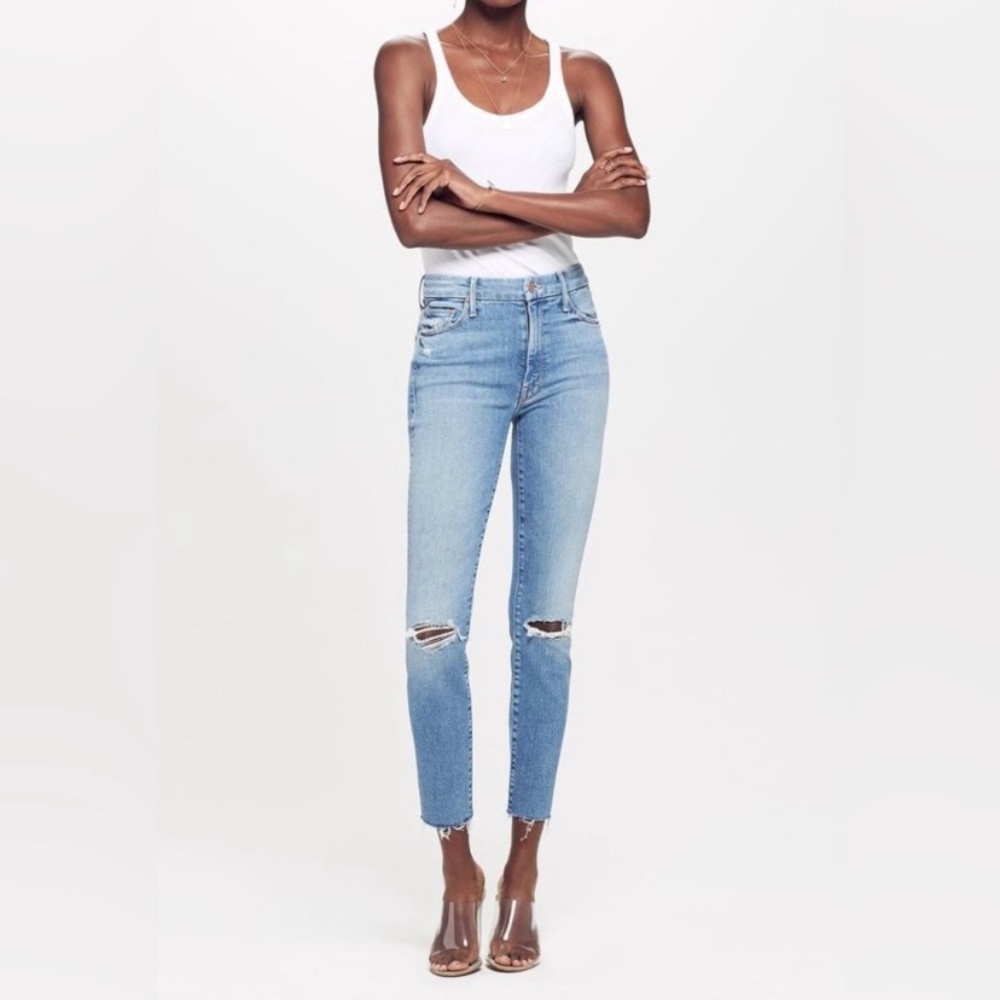 MOTHER DENIM HIGH WAISTED LOOKER ANKLE
FRAY SHOOT TO THRILL DESTROYED Sz 28